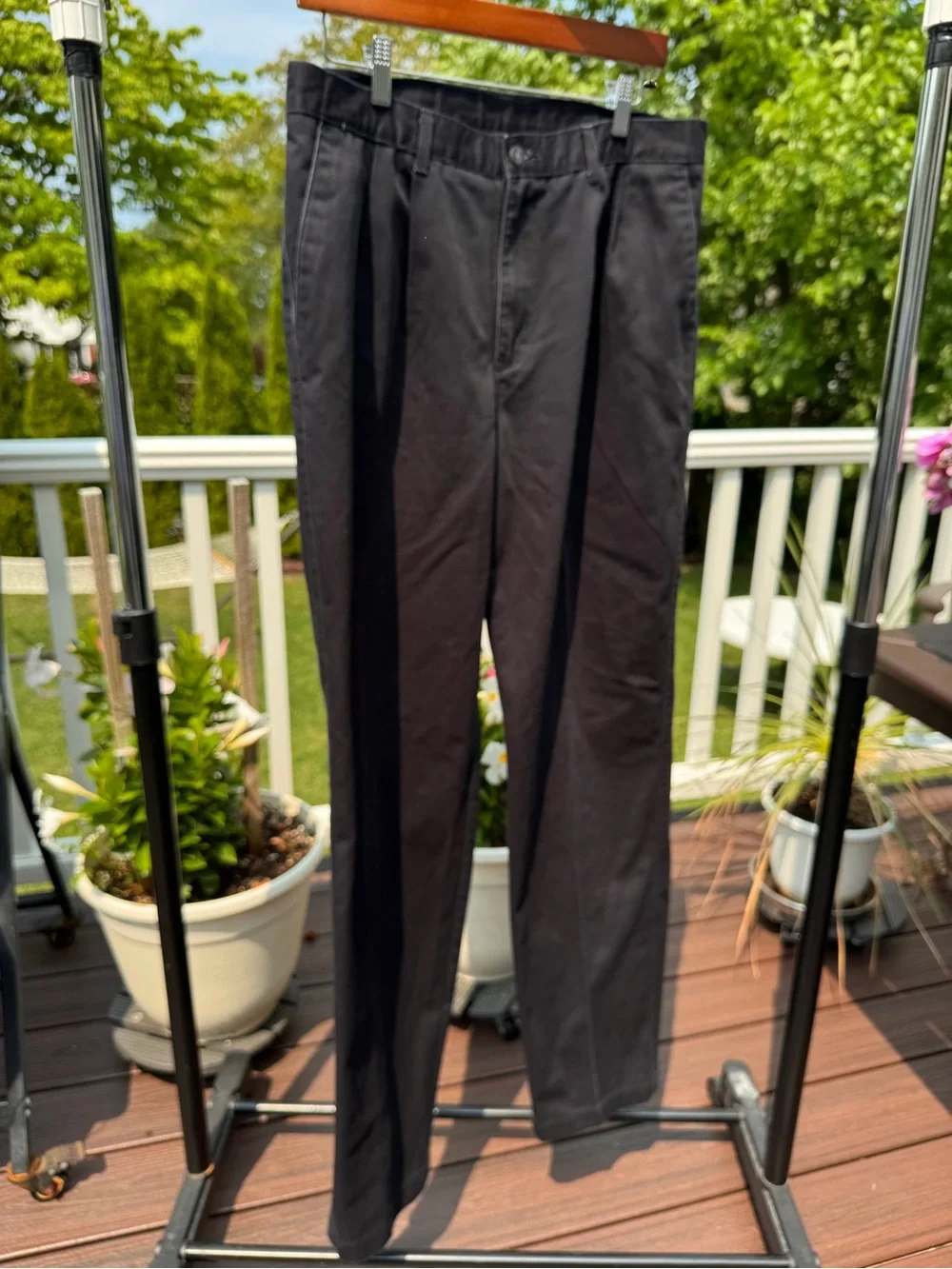Men's Black Pleated Dress Pants - Classic Straight Fit